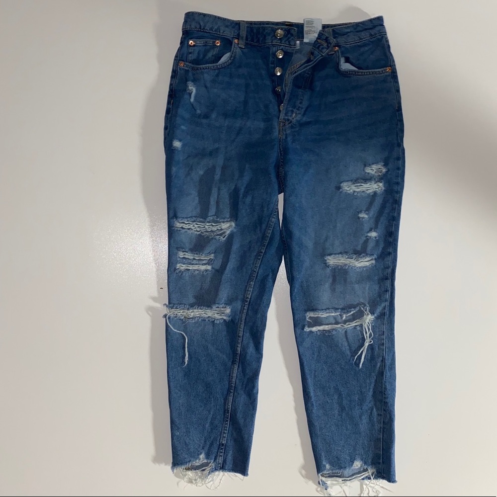 Button-fly Ripped Jeans - Picture 2 of 5